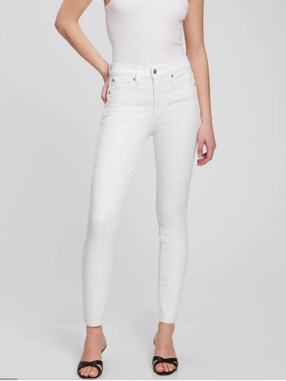 GAP White High-Rise Skinny Jeans - 6 Tall NWOT